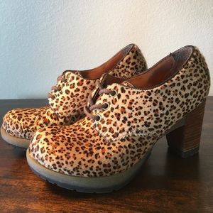 Dr Martens women’s cowhide shoes size 7 US / 38 EU